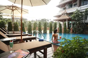Suvarnabhumi Suite Hotel - Suvarnabhumi Airport, Bangkok - Piscine