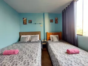 EL TUMI - Aeropuerto - Room