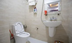 An Binh 2 Hotel BG - by BAY LUXURY - Bathroom