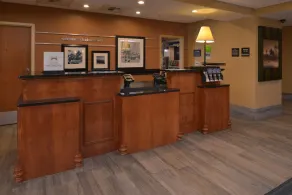 Hampton Inn & Suites Bakersfield North-Airport - Réception