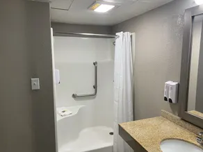 Red Roof Inn Jacksonville, AL  - Badrum