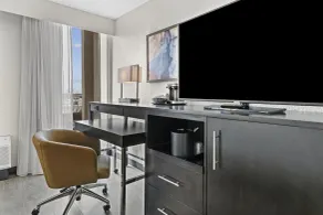 DoubleTree by Hilton Raleigh Midtown, NC - Chambre