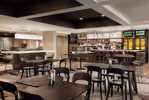 Courtyard by Marriott Topeka - Restaurant