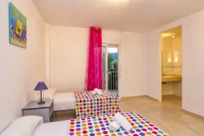 Apartamentos Turísticos Zahazar - Chambre