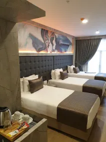 Four Sides Sisli - Room
