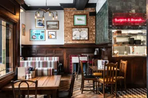 PubLove @ The Rose & Crown - Restaurant