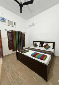 Hotel Vijay Palace- Near Ram Mandir Ayodhya - Zimmer