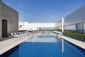 Courtyard by Marriott Dubai, Al Barsha - Piscine
