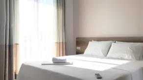 Kaizen Gate Hotel - Zimmer