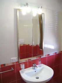Santa Caterina - Bathroom