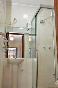 La Siesta Hotel - Bathroom