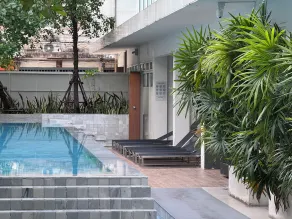 CHERN Bangkok - Piscine