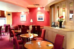 Premier Inn Manchester Portland St - Restaurant