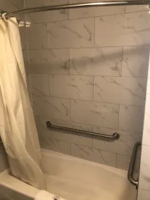 Magna Hotel - Bathroom
