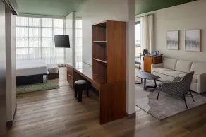 The Clara Hotel Plano Tapestry Collection by Hilton - Rom