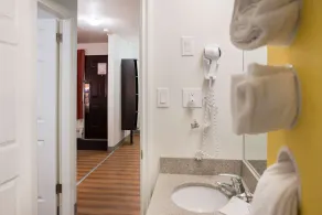 Motel 6-Fort St. John, BC - Salle de bain