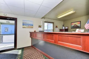 Love Hotels Staples by OYO at HWY 10 MN - Reception