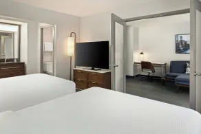 Courtyard by Marriott Chicago Downtown/River North - Room