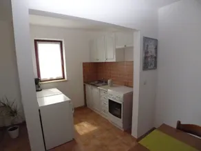 Four Person Apartment With One Bedroom Located Near Beach - Cucina privata