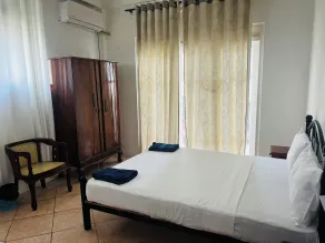 Ramlyn Guesthouse Negombo - Room