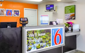 Motel 6 Medford, OR - North - Hall
