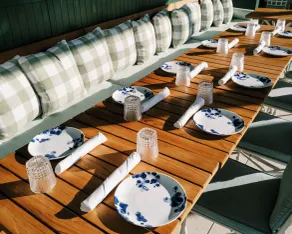 Canoe Place Inn & Cottages - Restaurant