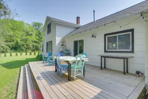 South Haven Farmhouse w/ Fire Pit, 4 Mi to Beach! - Interiör