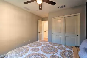 4 Mi to City Center: Family-Friendly Retreat! - Interiör