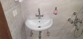 Hotel Grand Kailash,Kotdwara - Baño
