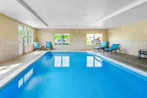 Country Inn & Suites by Radisson, Princeton, WV - Piscine