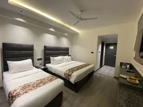 Click Sunburry Hotel Katra - Room