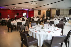 Hôtel & Spa du Domaine des Thômeaux, The Originals Relais - Restaurant