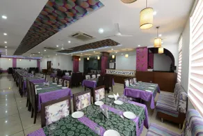 Hotel Heeralal - Restaurante
