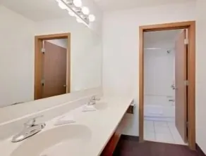 Super 8 by Wyndham Keystone/Mt. Rushmore - Salle de bain