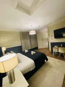 Eurobar & Hotel - Habitación