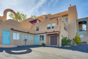 Luxurious Retreat w/ Stunning Views in Santa Fe - Innenbereich