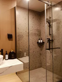 Grace Hotel - Bathroom