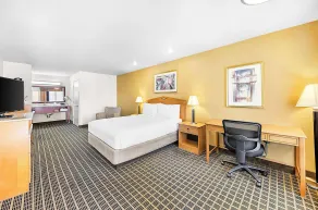 SureStayPlus Hotel by Best Western San Jose Central City - Chambre