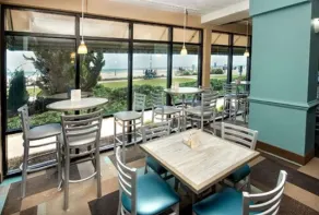 Ramada Plaza by Wyndham Virginia Beach Oceanfront - Restaurant