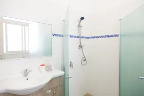 Carmel Apartments - Bagno