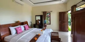 Frangipani Inn & Restaurant - Zimmer