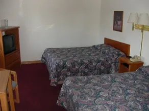 Travelers Lodge - Chambre