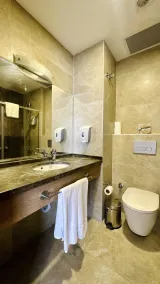 La Quinta by Wyndham Cesme - Bathroom
