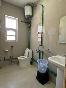 Julley Jispa - Bathroom