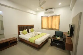 Hotel Rangoli Dharampur - Habitación