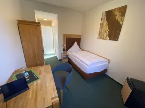 Hotel Roeb - Quarto