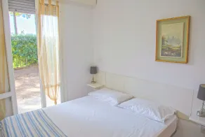 Apartment in pine forest near the beach - Værelse