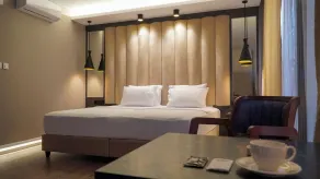 Bloom Suite Hotel - Room