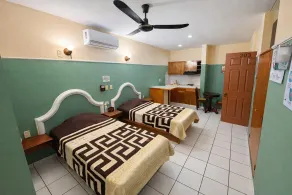 Blue Pacific Suites - Chambre