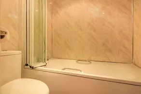 Hillymouth - Baño